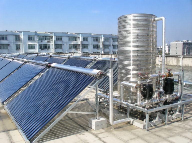临沂高新技术产业开发区商用大容量真空管太阳能热水系统